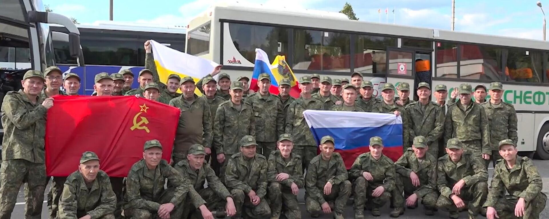 Militares rusos regresan del cautiverio ucraniano - Sputnik Mundo, 1920, 19.06.2025