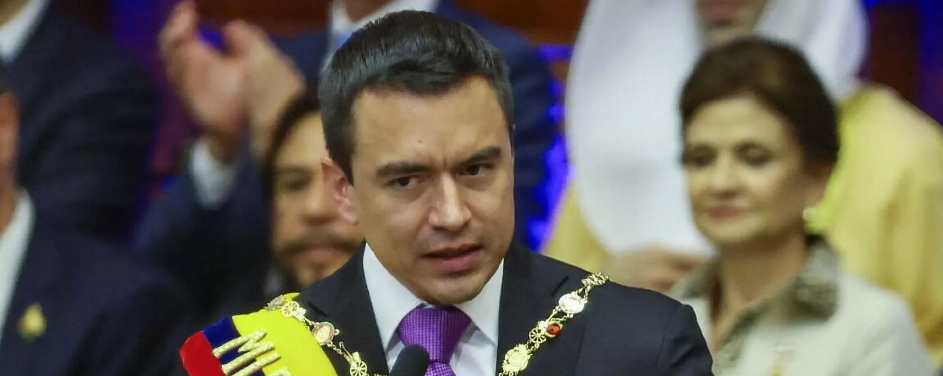 Daniel Noboa, el presidente de Ecuador, pronuncia un discurso durante la inauguración presidencial en el edificio de la Asamblea Nacional, el 24 de mayo de 2025 en Quito, Ecuador. - Sputnik Mundo, 1920, 24.05.2025