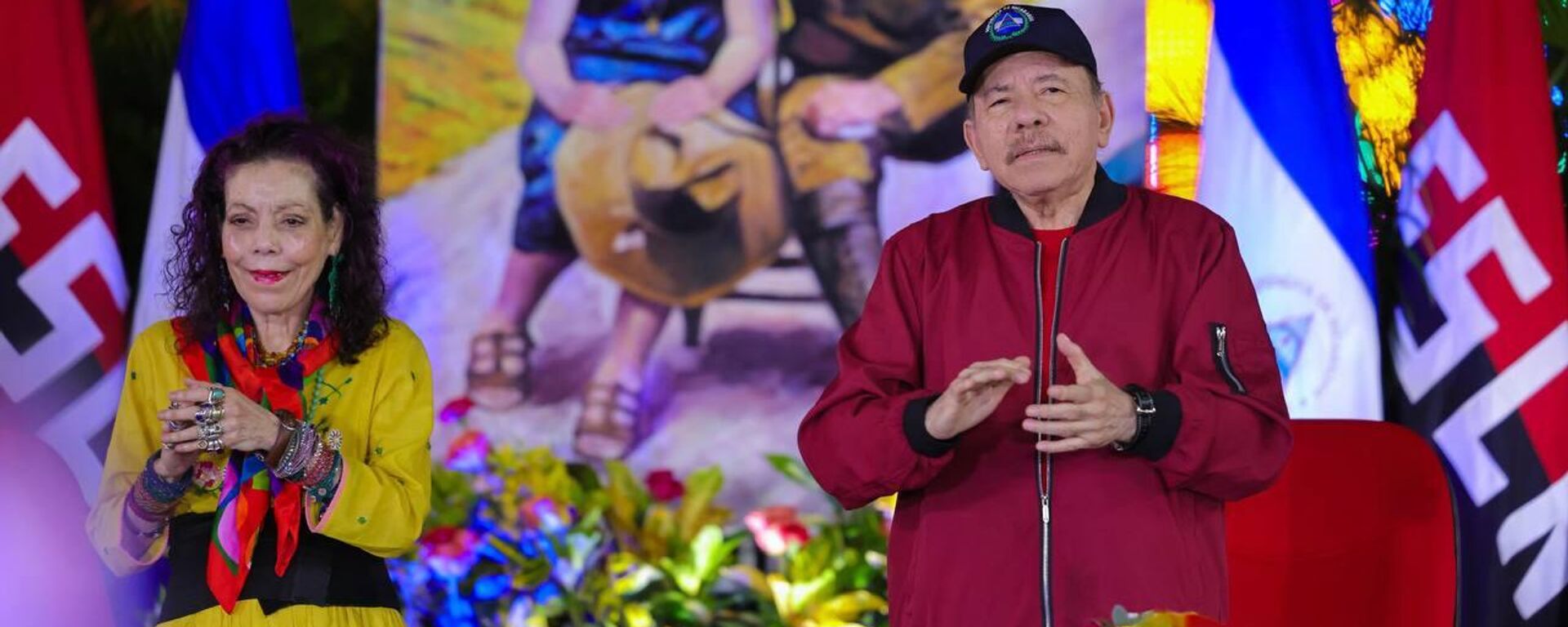 Los copresidentes de Nicaragua, Rosario Murillo y Daniel Ortega. - Sputnik Mundo, 1920, 25.05.2025