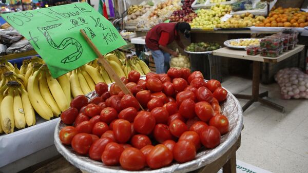 Hay diversos comercios mexicanos que serán afectados si se gravan las remesas. - Sputnik Mundo