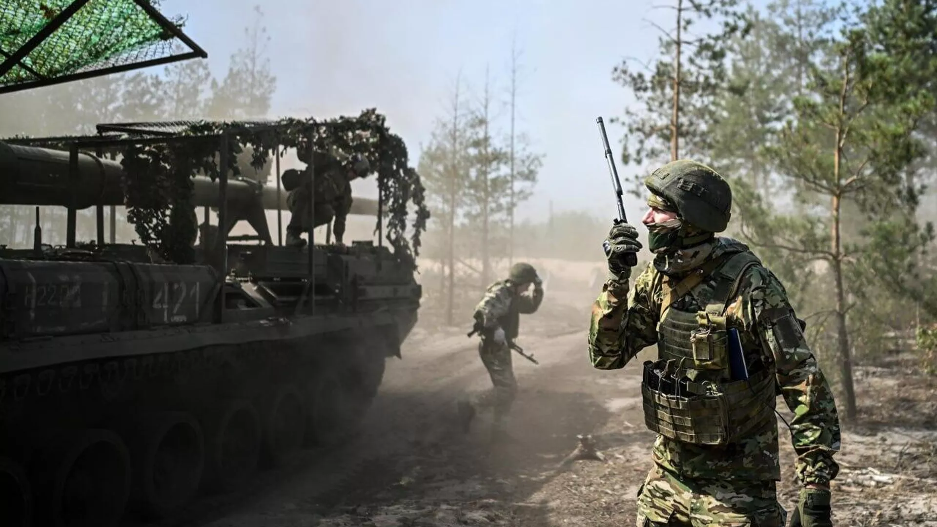 Ministerio de Defensa ruso comenta los recientes ataques a instalaciones militares ucranianas Ministerio de Defensa ruso comenta los recientes ataques a instalaciones militares ucranianas - Sputnik Mundo, 1920, 27.05.2025