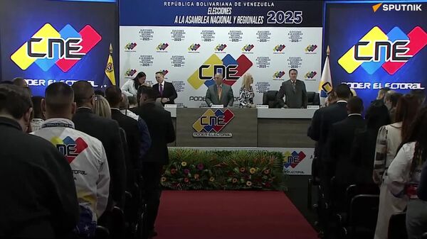 Los diputados electos venezolanos reciben sus credenciales - Sputnik Mundo