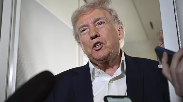 Moscú asume que Trump no está suficientemente informado de lo que ocurre en el contexto del conflicto en Ucrania - Sputnik Mundo