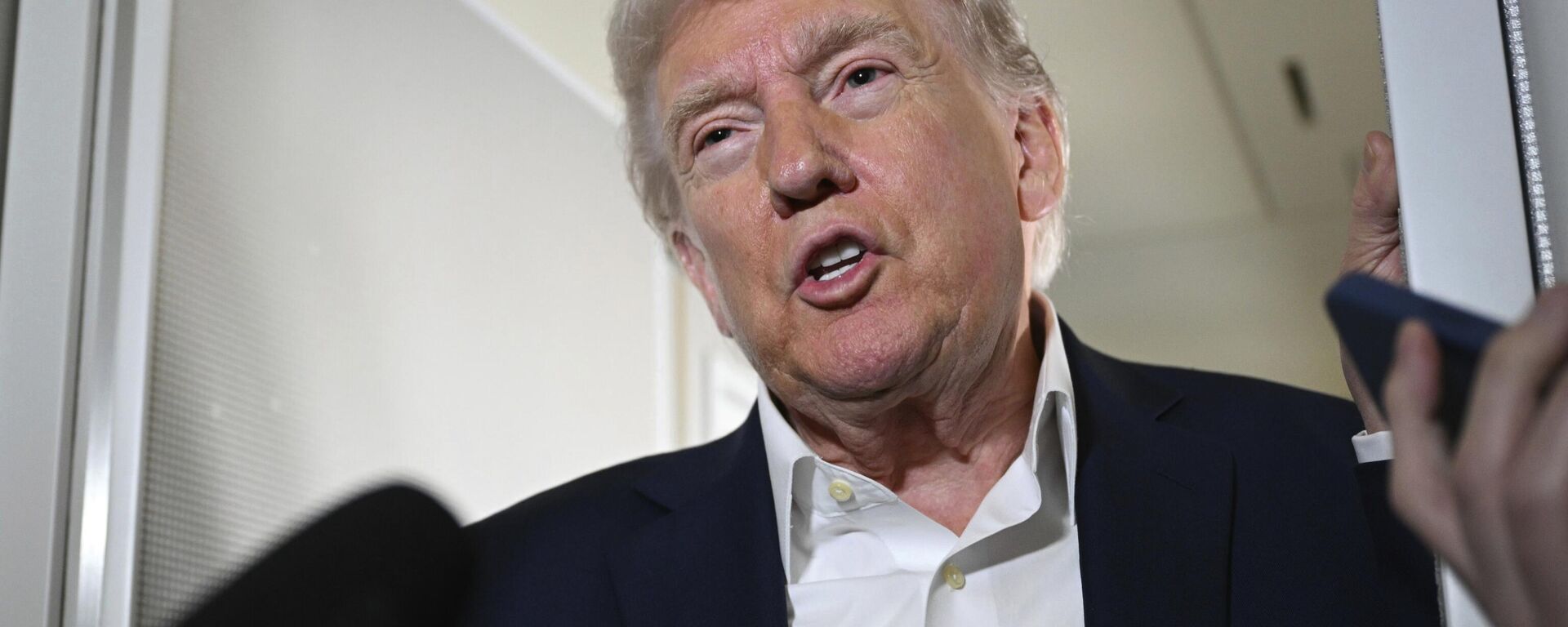 Moscú asume que Trump no está suficientemente informado de lo que ocurre en el contexto del conflicto en Ucrania - Sputnik Mundo, 1920, 28.05.2025