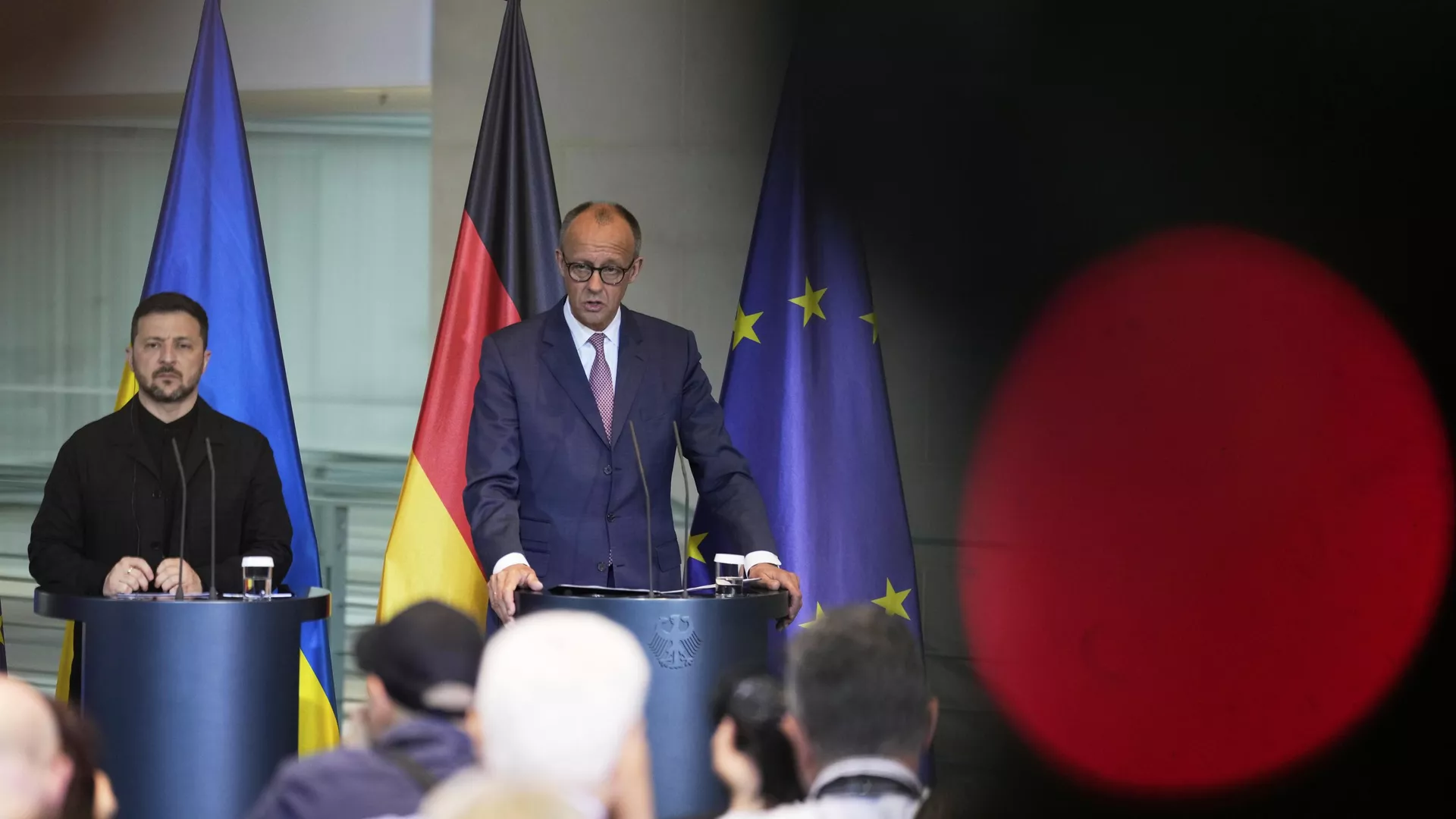 Volodímir Zelenski y Friedrich Merz, canciller alemán