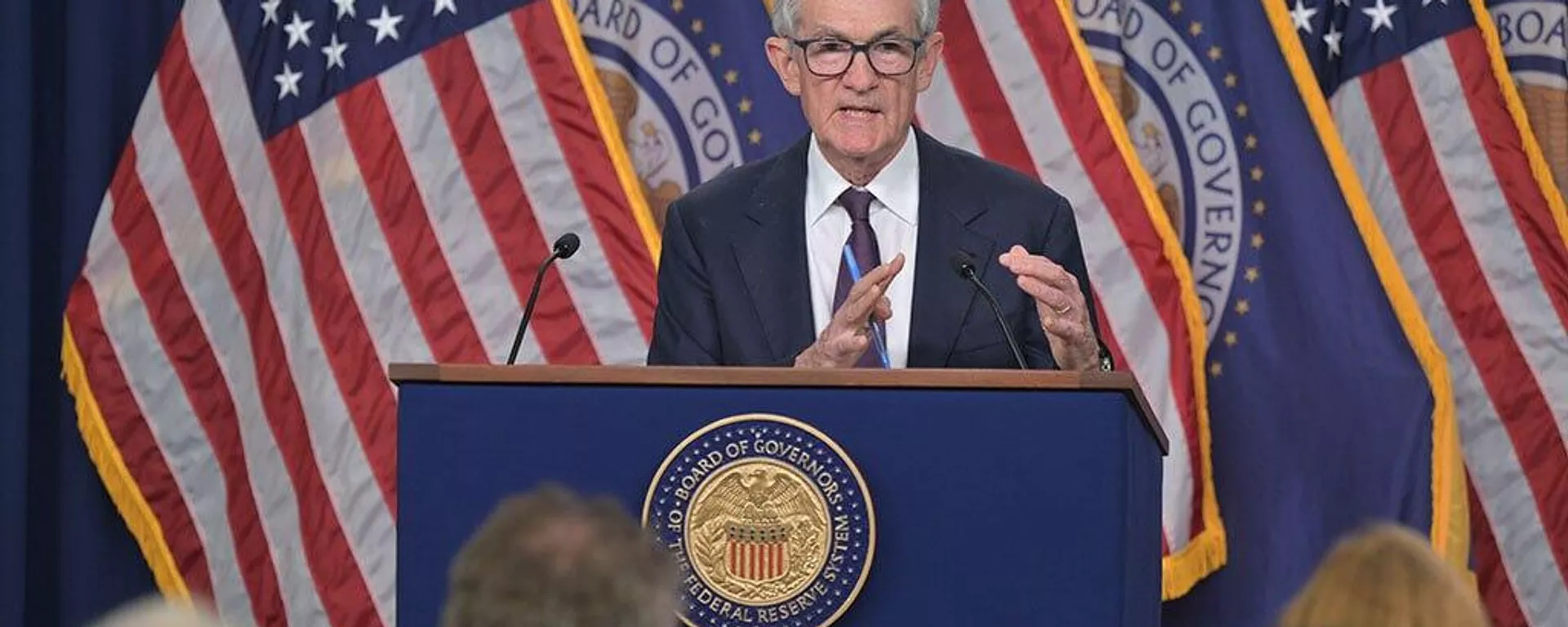 Trump le dice a Powell: la Reserva Federal está cometiendo un error al no recortar tasas de interés - Sputnik Mundo, 1920, 29.05.2025