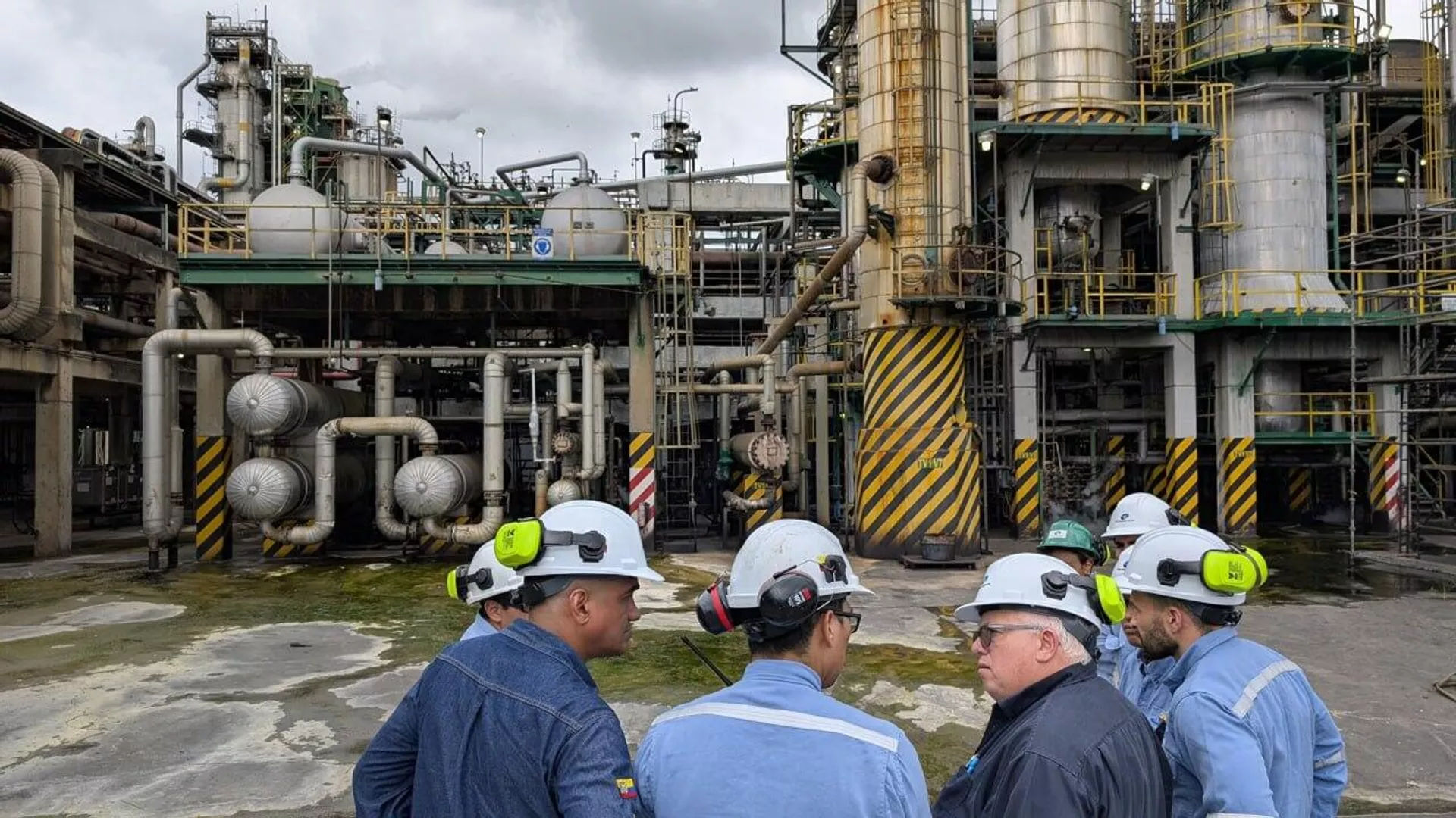 La crisis de la principal refinería de Ecuador pone en jaque el modelo petrolero nacional - Sputnik Mundo, 1920, 31.05.2025