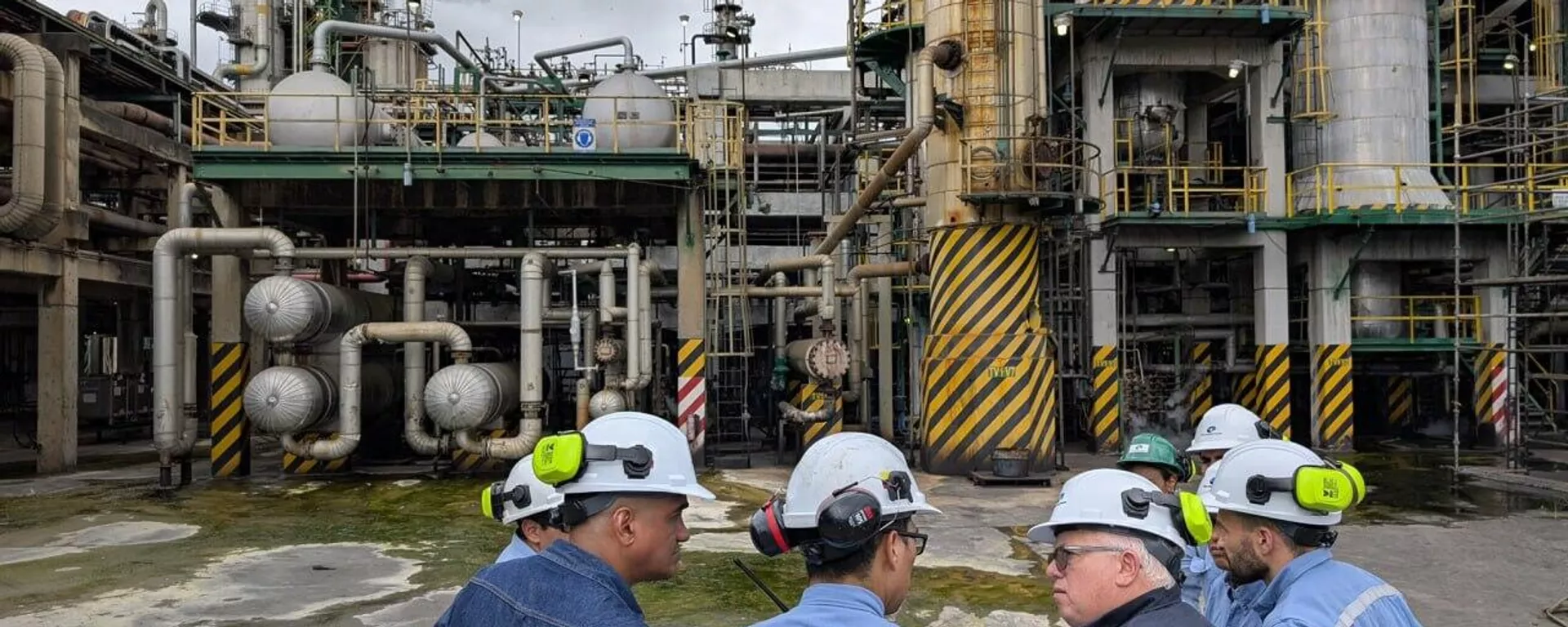 La crisis de la principal refinería de Ecuador pone en jaque el modelo petrolero nacional - Sputnik Mundo, 1920, 31.05.2025