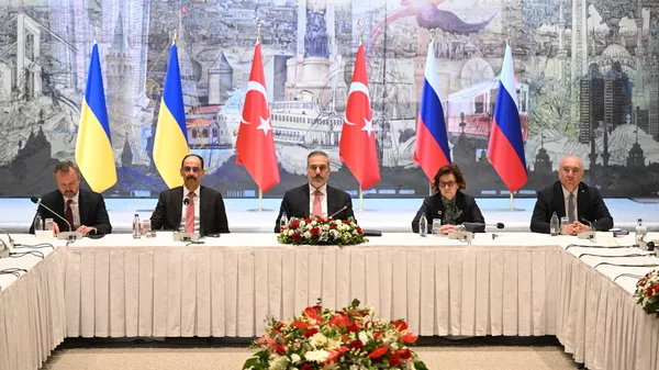 Conversaciones entre Rusia y Ucrania en Estambul  - Sputnik Mundo