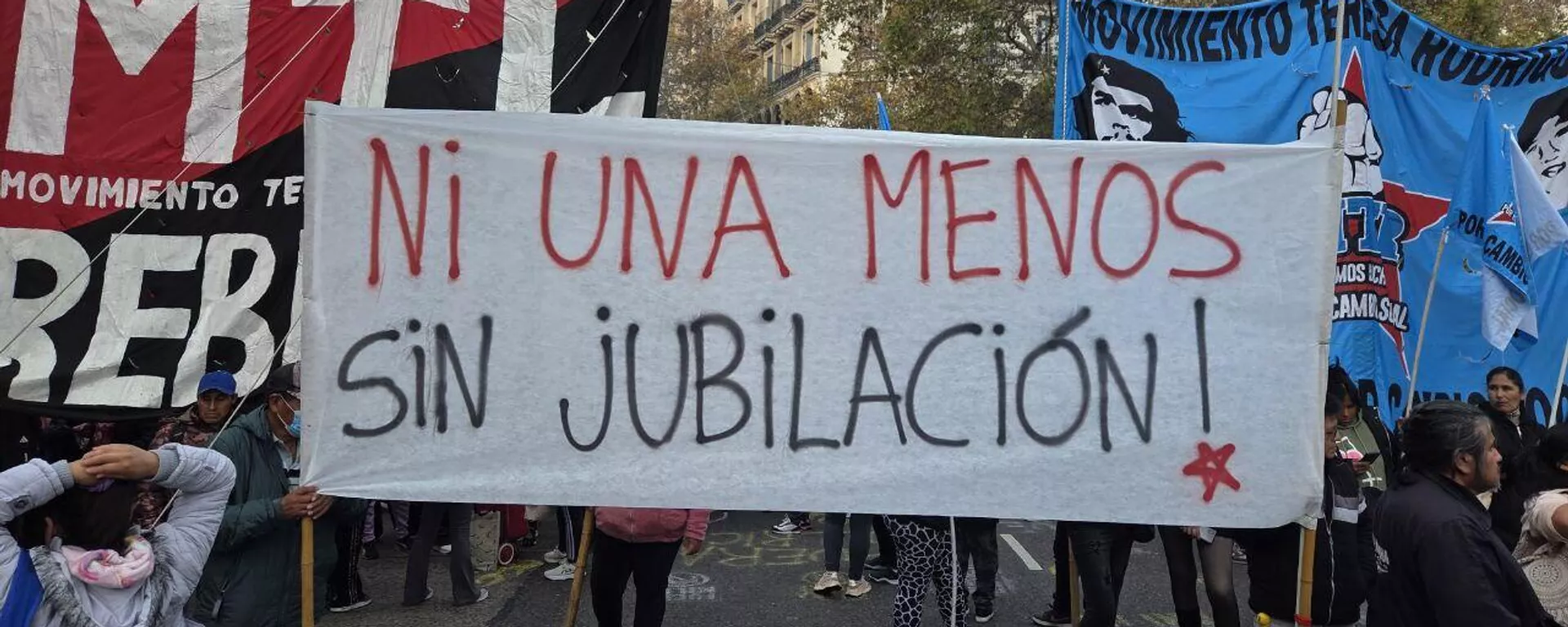 Las manifestaciones de este 4 junio en Buenos Aires, Argentina, congregaron a varios gremios. - Sputnik Mundo, 1920, 04.06.2025