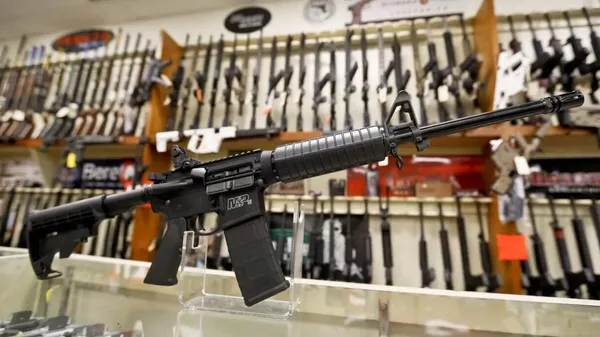 México rechaza fallo en EEUU que frena demanda contra fabricantes de armas - Sputnik Mundo