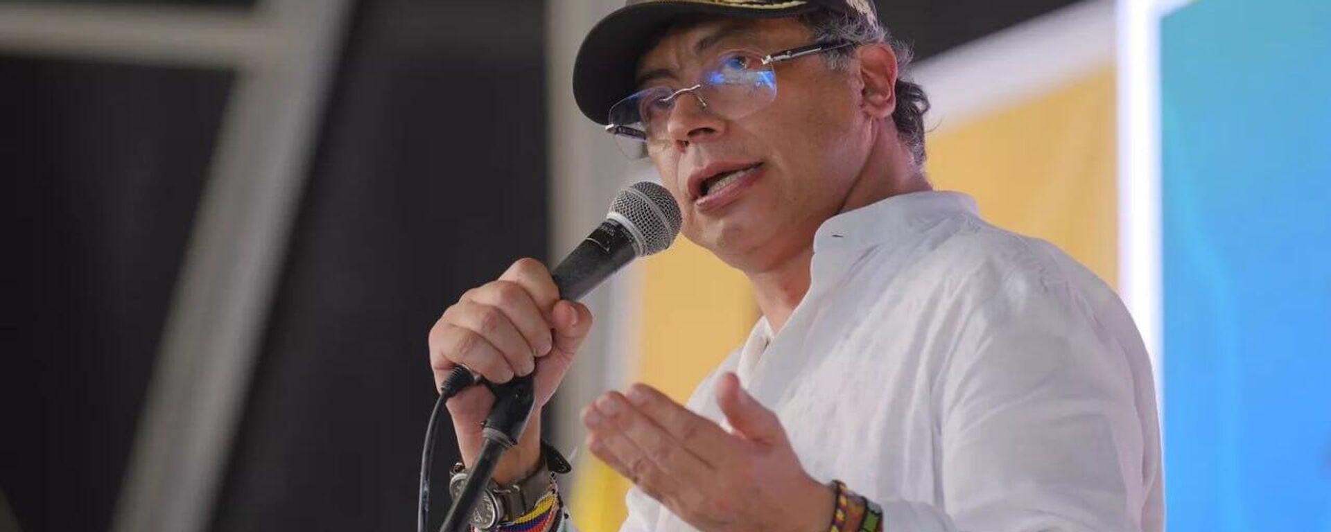 Petro pide la modernización del armamento de las FFAA de Colombia - Sputnik Mundo, 1920, 06.06.2025