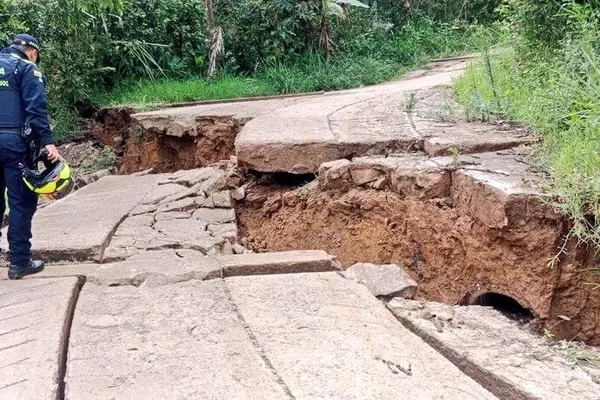 Reportan varios heridos por el sismo en Colombia Reportan varios heridos por el sismo en Colombia - Sputnik Mundo