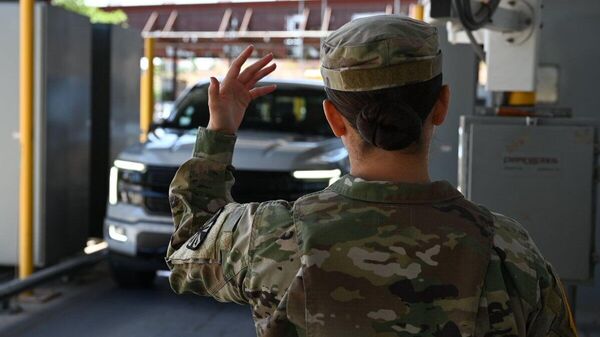 Esto costará el despliegue de la Guardia Nacional y Marines de EEUU en California - Sputnik Mundo