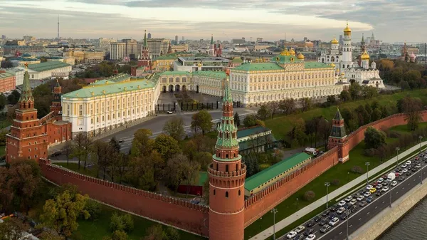 El Kremlin indica que los contactos para eliminar los elementos irritantes entre Rusia y EEUU se realizarán a través de las Cancillerías - Sputnik Mundo