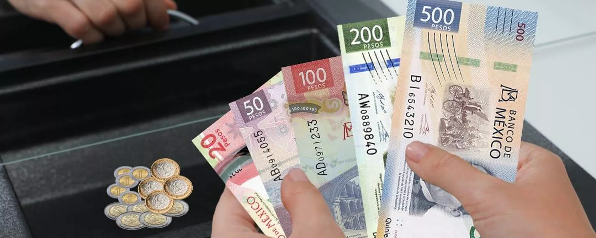 El peso mexicano sigue fortaleciéndose. - Sputnik Mundo, 1920, 11.06.2025
