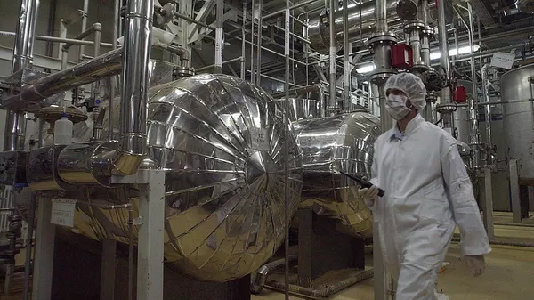 El OIEA advierte de graves consecuencias de los ataques de Israel contra las instalaciones nucleares iraníes - Sputnik Mundo