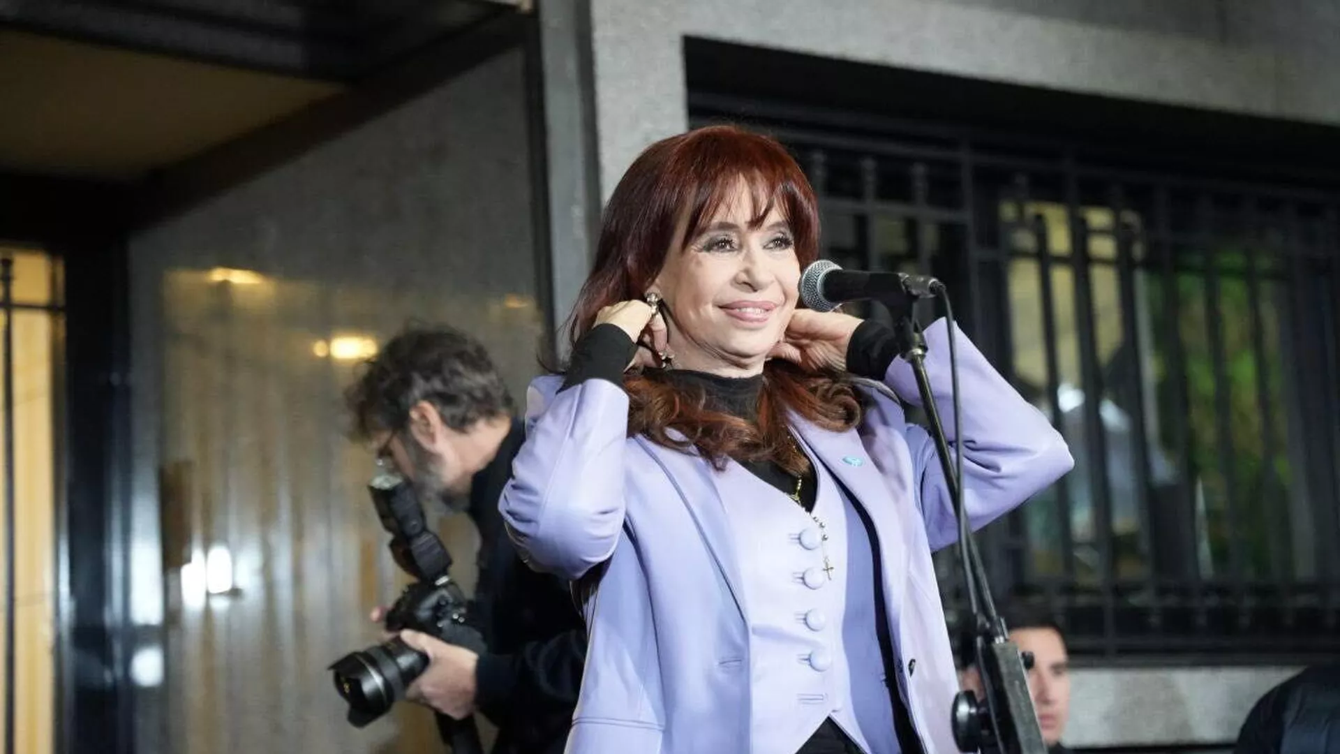 Ha apostado siempre a la rivalidad: Cristina Kirchner sigue encarnando la polarización argentina Ha apostado siempre a la rivalidad: Cristina Kirchner sigue encarnando la polarización argentina - Sputnik Mundo, 1920, 14.06.2025