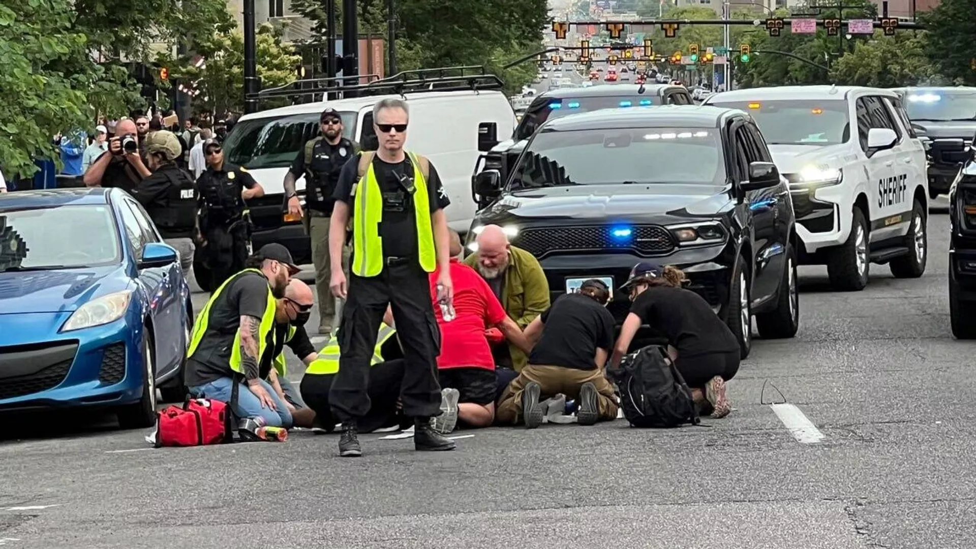 Fallece el hombre que recibió un disparo en Utah durante una protesta contra Trump Fallece el hombre que recibió un disparo en Utah durante una protesta contra Trump - Sputnik Mundo, 1920, 16.06.2025
