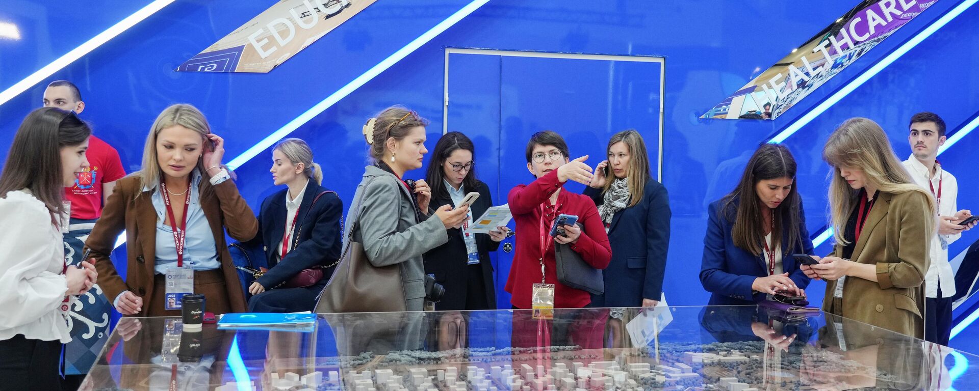 Foro Económico Internacional de San Petersburgo (SPIEF) - 2025 - Sputnik Mundo, 1920, 18.06.2025