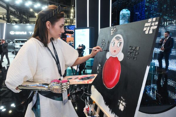 El Foro Económico Internacional de San Petersburgo 2025 tiene lugar del 18 al 21 de junio, bajo el lema &quot;Los valores comunes son la base del crecimiento en un mundo multipolar&quot;. - Sputnik Mundo