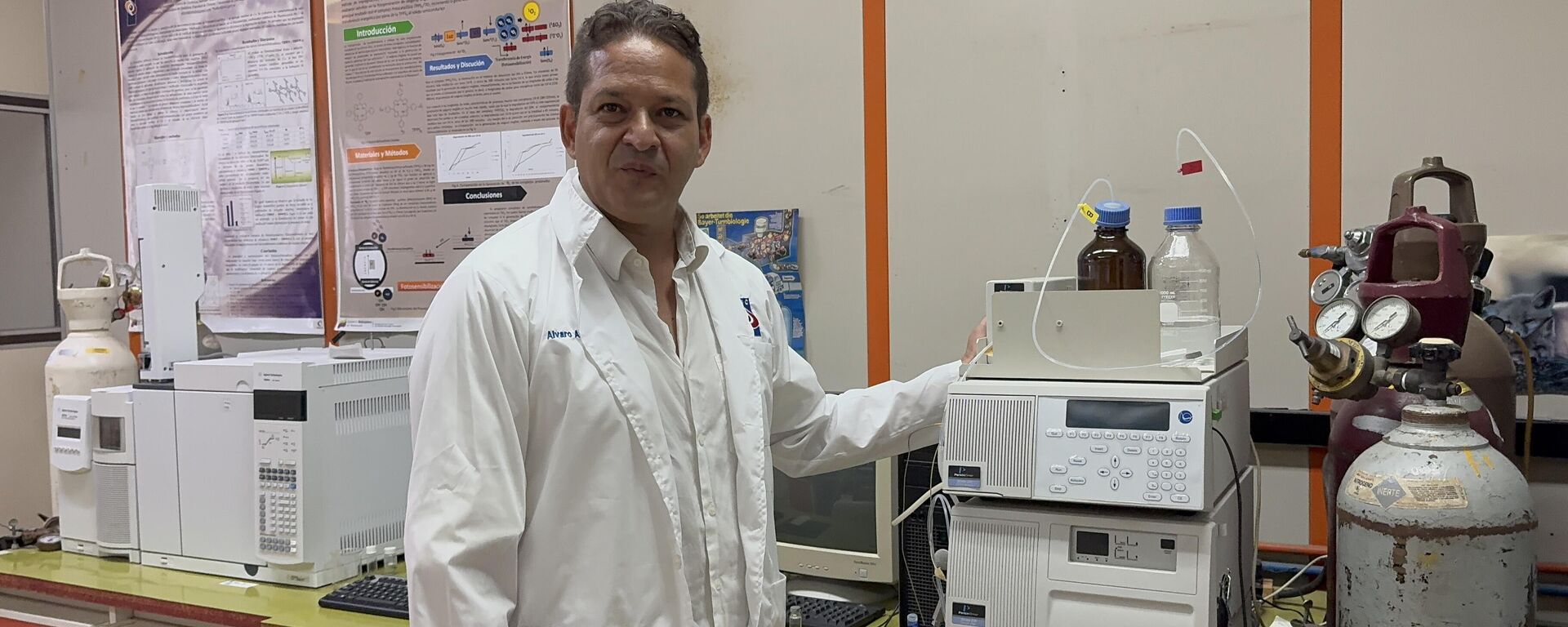 El doctor en Química Álvaro Álvarez Aular. - Sputnik Mundo, 1920, 21.06.2025