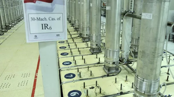 Irán continuará enriqueciendo uranio con fines pacíficos pese a presiones externas - Sputnik Mundo