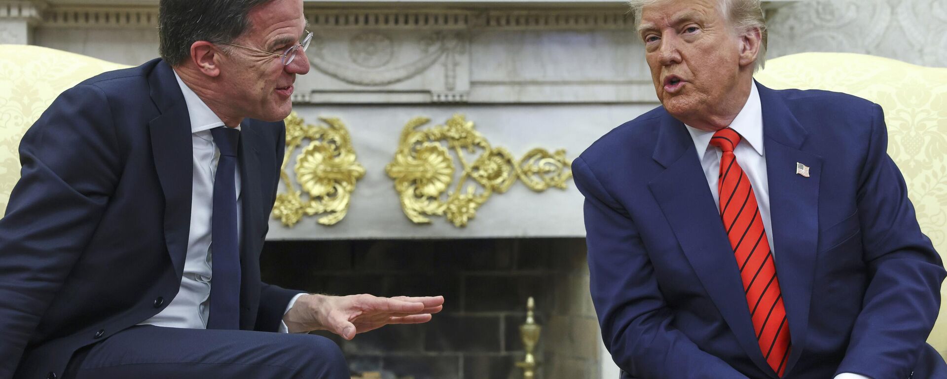 El presidente Donald Trump junto con el secretario general de la OTAN, Mark Rutte, en la Oficina Oval de la Casa Blanca, el jueves 13 de marzo de 2025. (Pool vía AP)
 - Sputnik Mundo, 1920, 25.06.2025