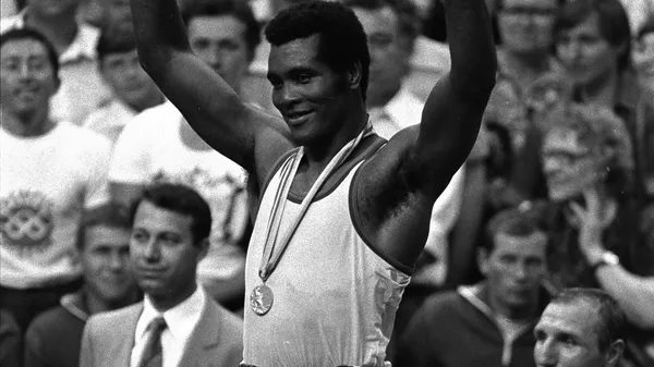 Teófilo Stevenson en las Olimpiadas de Moscú en 1980. - Sputnik Mundo