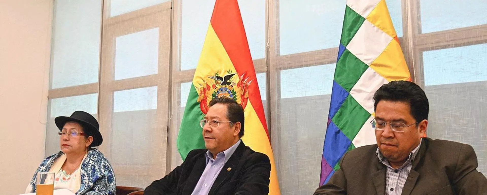 S&P rebaja la calificación crediticia de Bolivia por sus intensas divisiones políticas - Sputnik Mundo, 1920, 29.06.2025