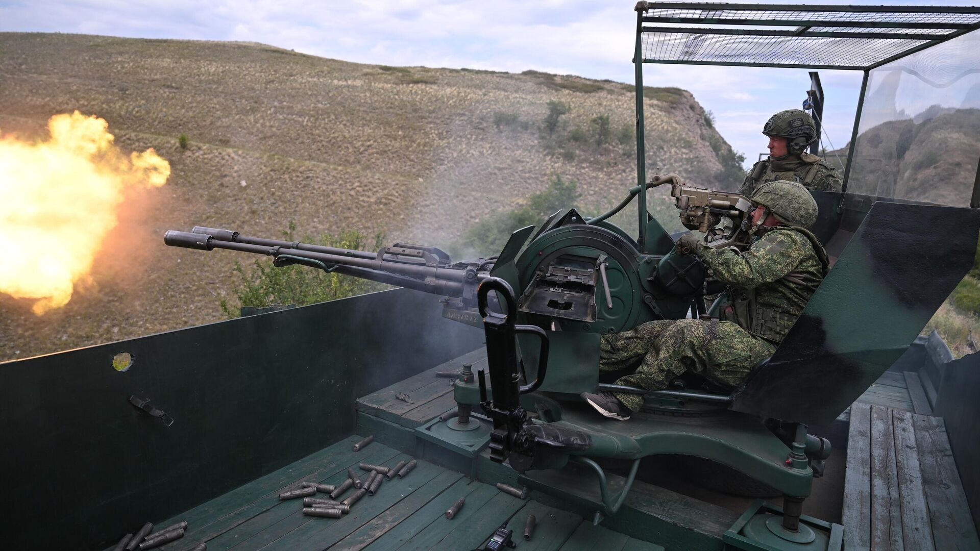 Soldados rusos en la zona de la operación militar en Ucrania Soldados rusos en la zona de la operación militar en Ucrania - Sputnik Mundo, 1920, 29.11.2025