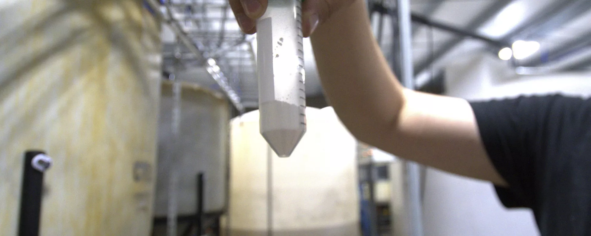 Vial de óxidos de tierras raras ligeros - Sputnik Mundo, 1920, 06.02.2026