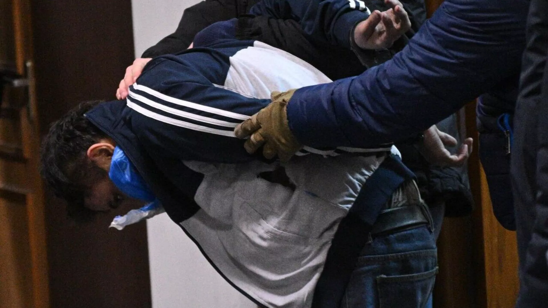 Fiscales rusos develan nuevos vínculos entre Kiev y radicales islamistas implicados en el ataque al Crocus City Hall en Moscú - Sputnik Mundo, 1920, 01.07.2025