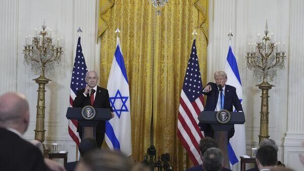 Trump afirma que Israel aceptó las condiciones para un alto al fuego en Gaza - Sputnik Mundo