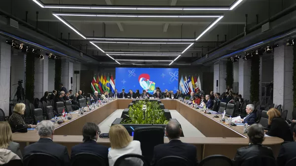 Los ministros de Relaciones Exteriores asisten a una sesión de la Cumbre del Mercosur en el edificio del Puerto en Asunción, Paraguay, el 7 de julio de 2024  - Sputnik Mundo