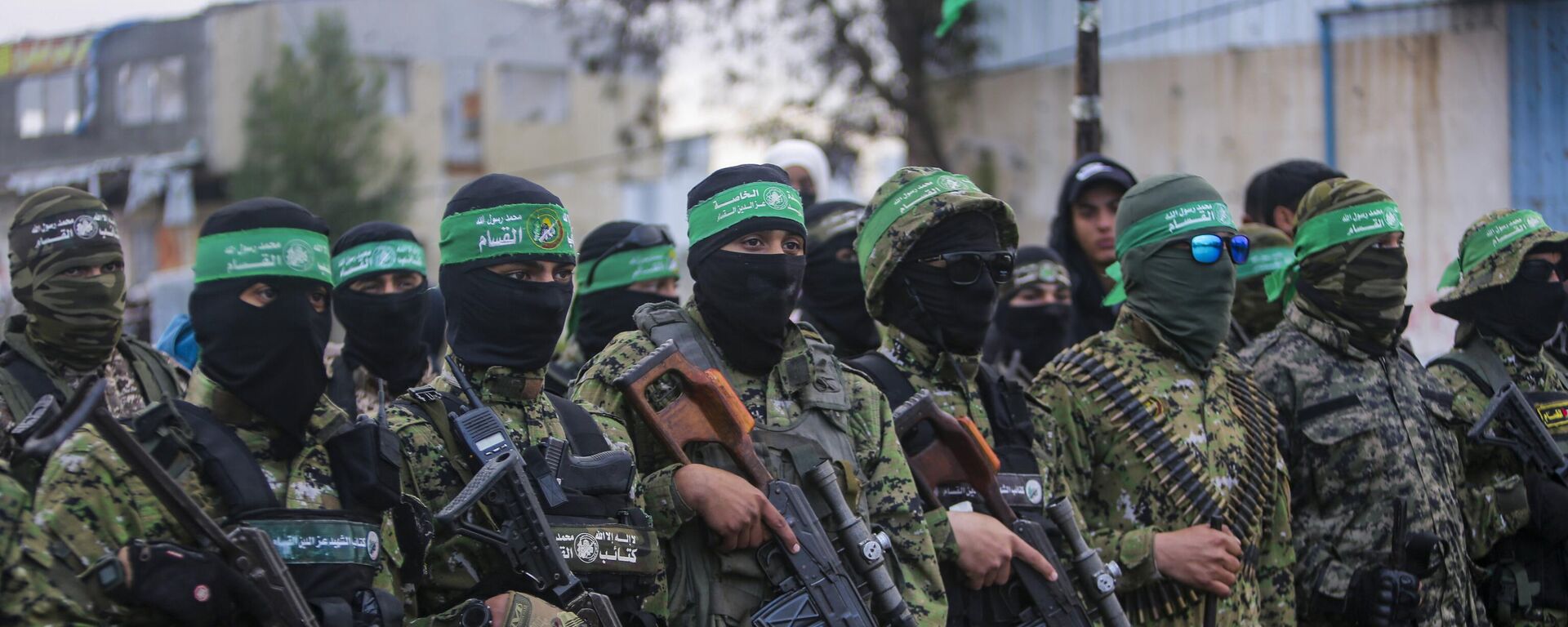 Combatientes del movimiento palestino Hamás  - Sputnik Mundo, 1920, 24.10.2025