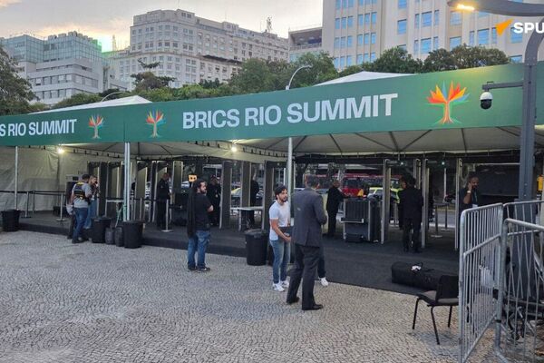 Río de Janeiro afina últimos detalles para el arranque de la XVII Cumbre de los BRICS Río de Janeiro afina últimos detalles para el arranque de la XVII Cumbre de los BRICS - Sputnik Mundo