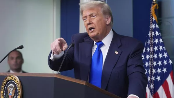 Trump impone aranceles del 25% a Japón y Corea del Sur - Sputnik Mundo