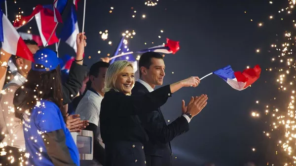 Acoso sin precedentes: en Francia irrumpen en la sede del mayor partido opositor del país - Sputnik Mundo