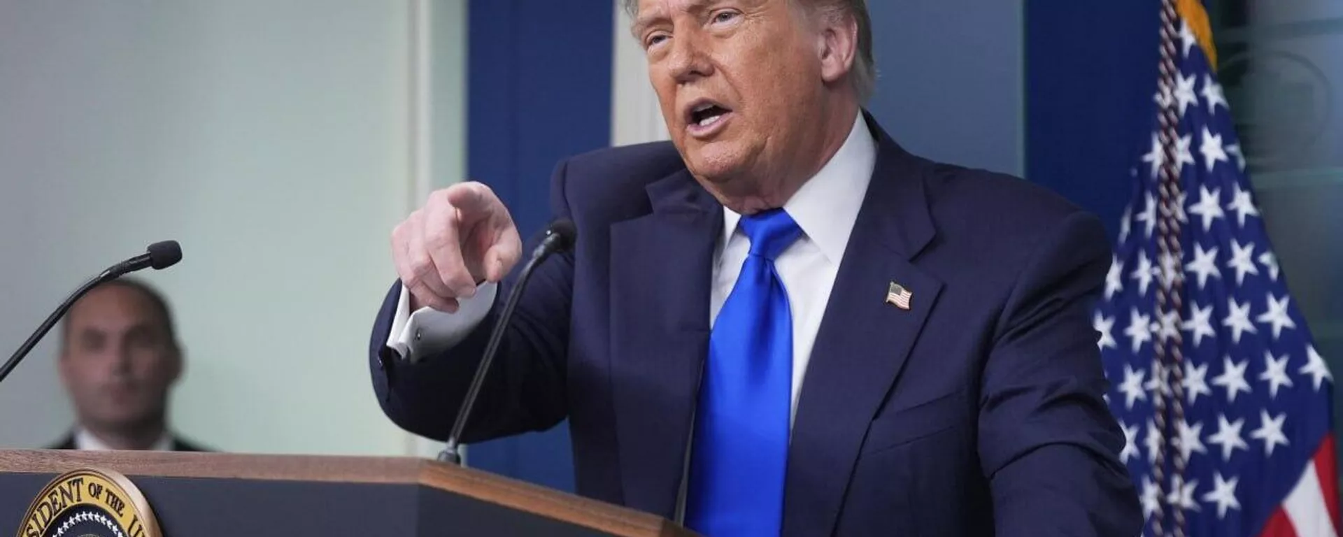 Trump anuncia que impondrá un arancel del 35% a Canadá - Sputnik Mundo, 1920, 11.07.2025