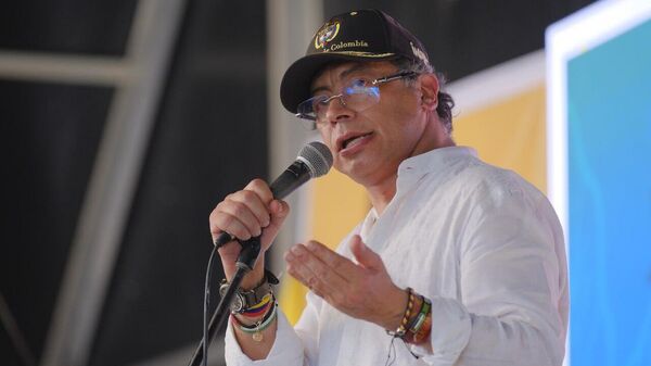 Ser socio de la OTAN es contradictorio con los principios y valores que debería defender el Estado colombiano - Sputnik Mundo