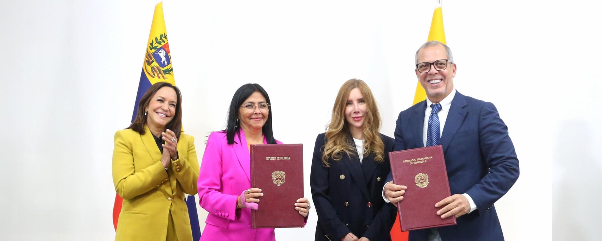 Firma de memorando para la creación de una zona económica especial entre Venezuela y Colombia - Sputnik Mundo, 1920, 18.07.2025