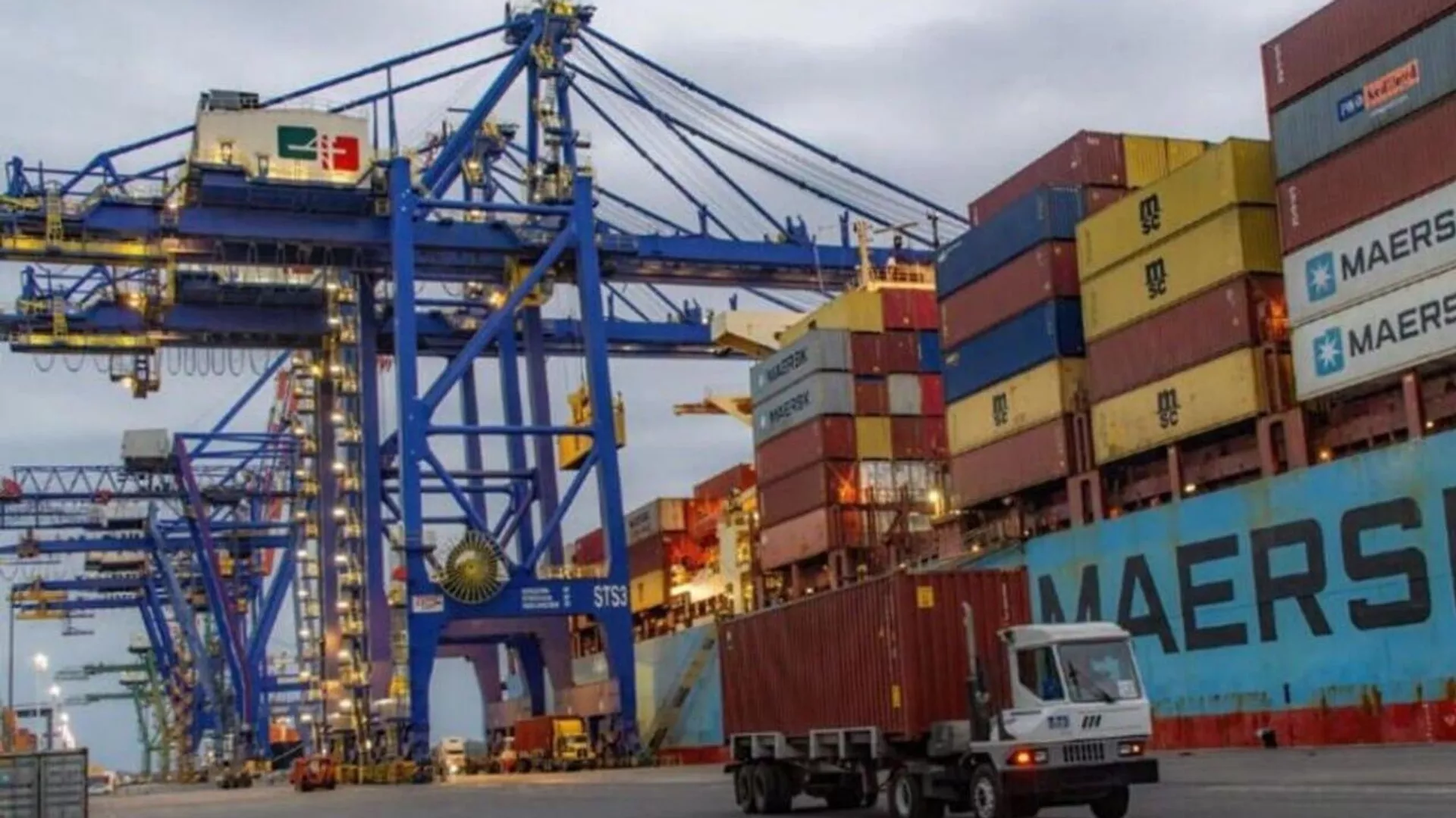 Reportan que las aduanas mexicanas incautaron más de 50 millones de litros de diésel en cinco meses - Sputnik Mundo, 1920, 19.07.2025