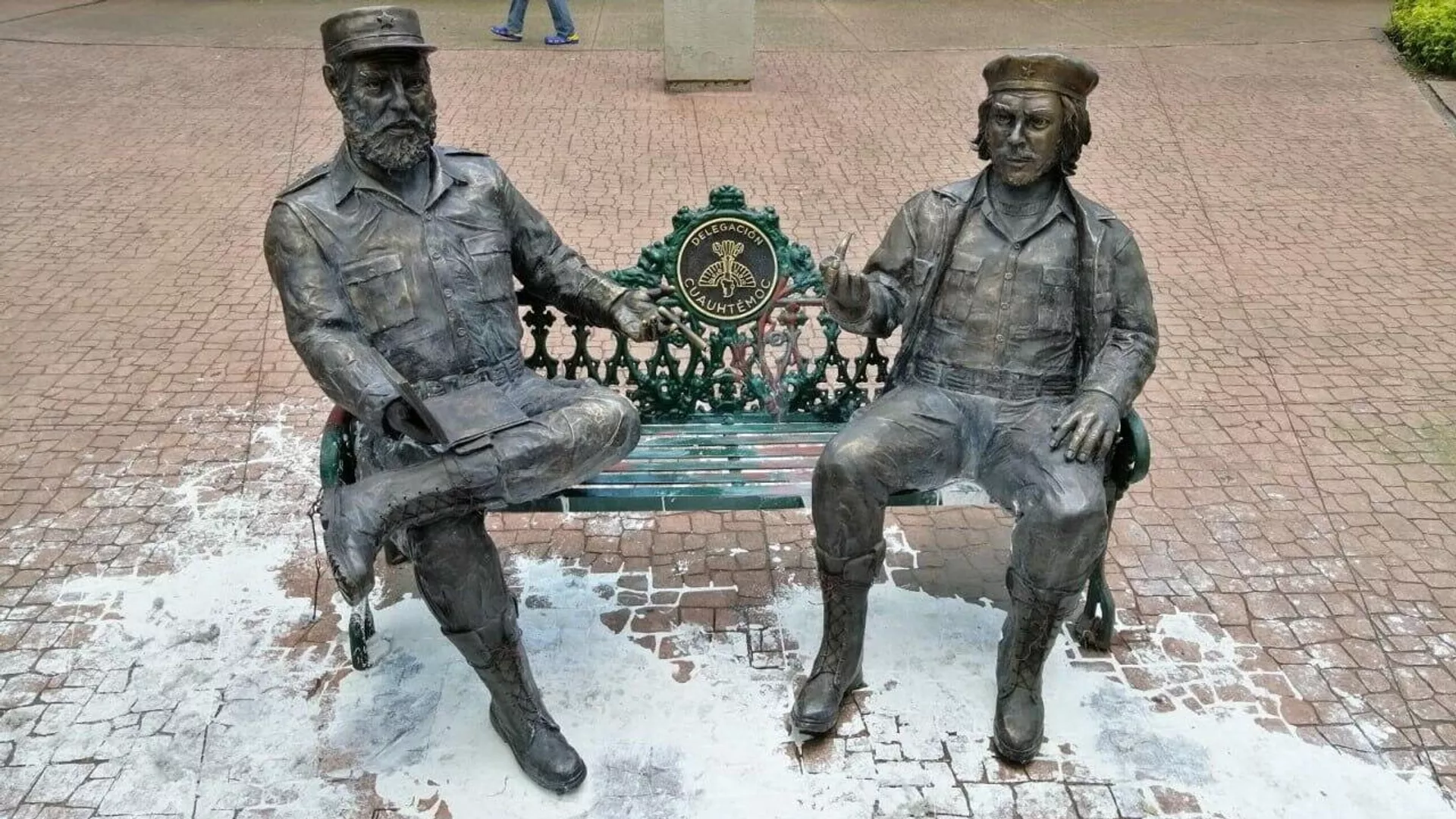 Gobierno de Ciudad de México: la remoción de las estatuas de Castro y el Che se hizo sin autorización - Sputnik Mundo, 1920, 18.07.2025