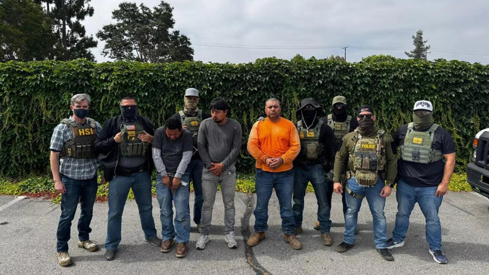 El director de ICE defiende que sus agentes migratorios operen enmascarados El director de ICE defiende que sus agentes migratorios operen enmascarados - Sputnik Mundo, 1920, 22.07.2025