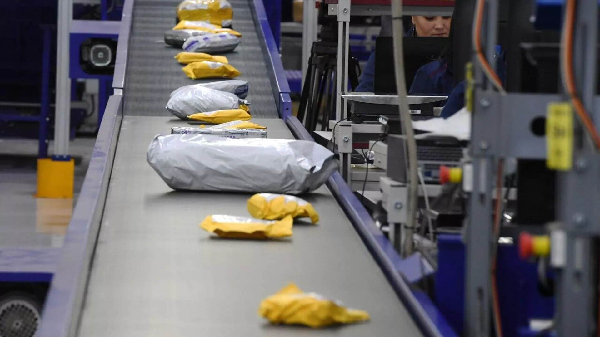 China construirá un nuevo aeropuerto ante el crecimiento del comercio con Rusia - Sputnik Mundo, 1920, 22.07.2025