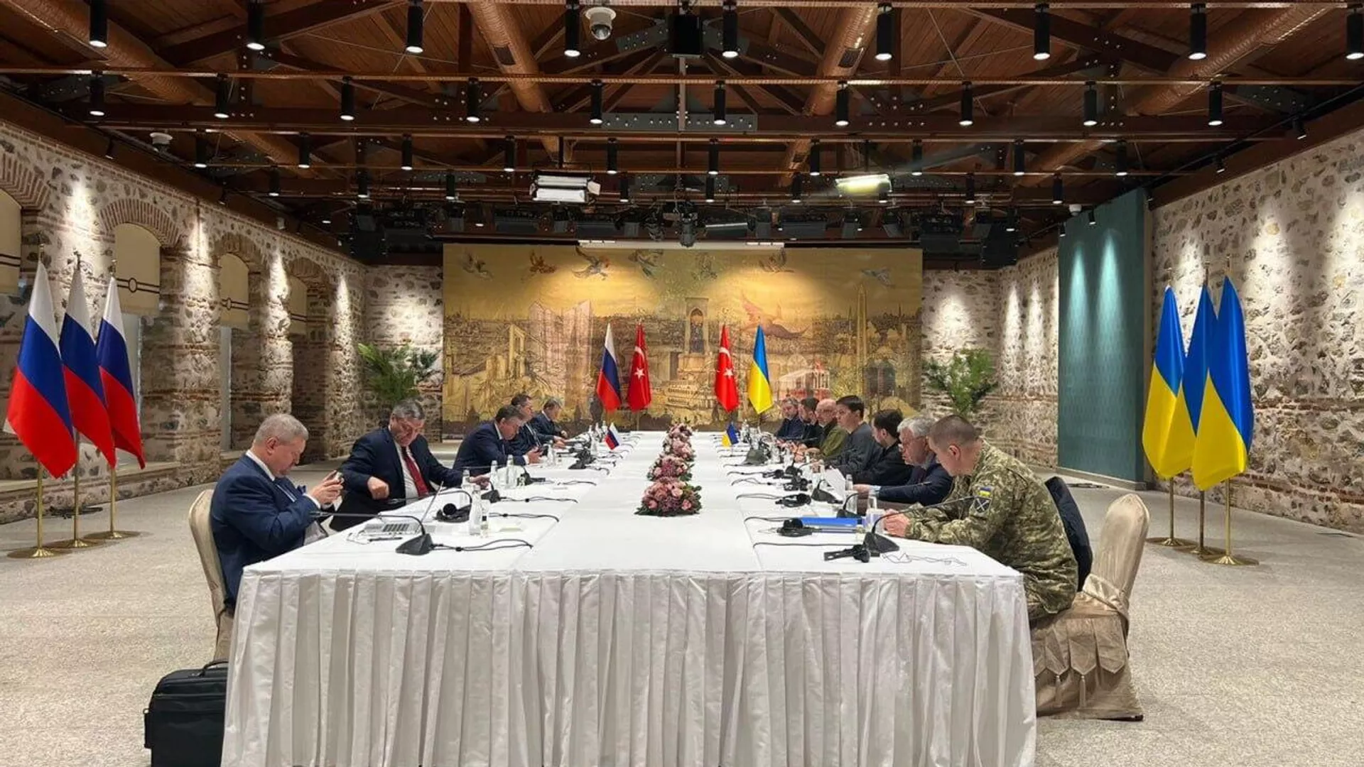 La delegación turca también se sentará a la mesa de negociaciones en Estambul - Sputnik Mundo, 1920, 22.07.2025