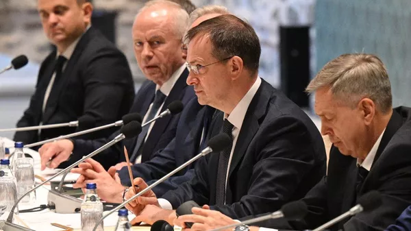 Revelan la composición de la delegación rusa para la tercera ronda de las negociaciones entre Rusia y Ucrania - Sputnik Mundo