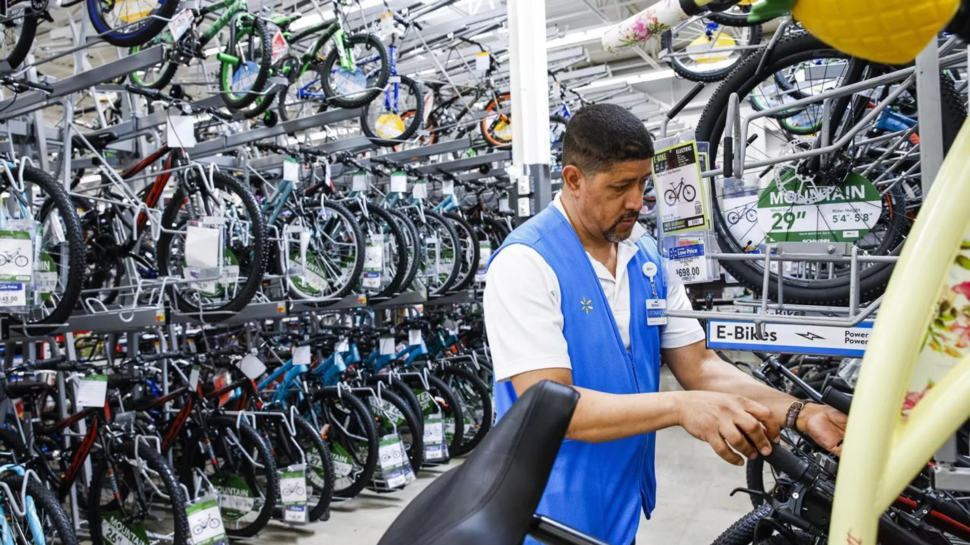 EEUU busca modificar leyes para desregular los lugares de trabajo - Sputnik Mundo, 1920, 23.07.2025