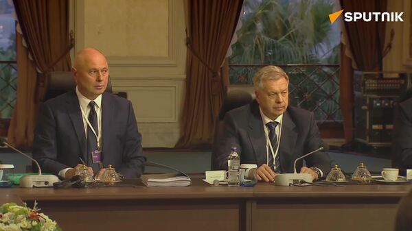 Un corresponsal de Sputnik comparte nuevas fotos del encuentro entre Rusia y Ucrania en Turquía - Sputnik Mundo